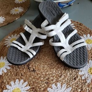 CLARK SANDALS